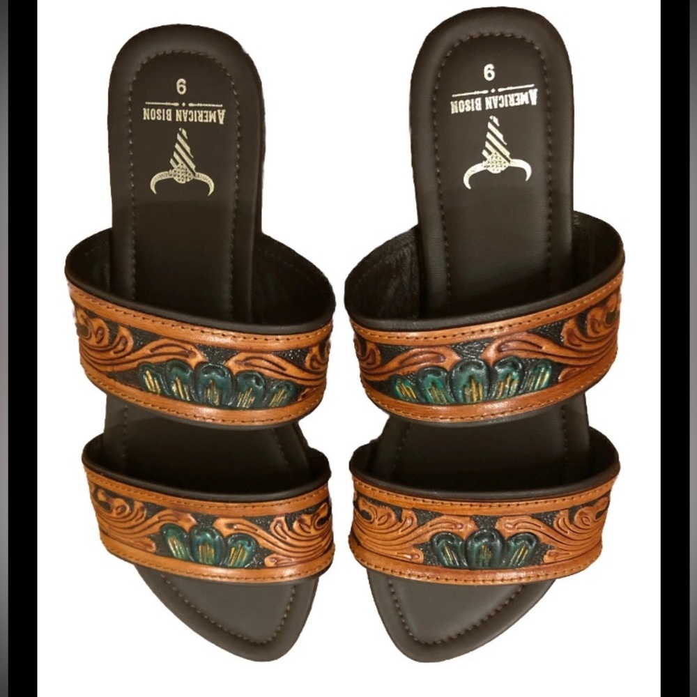 American Bison Tooled Leather Sandals Women Size 9 Slides Two Straps NWT Accents